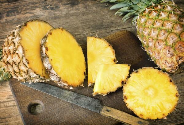 Pineapple - fertility boosting foods for male and female